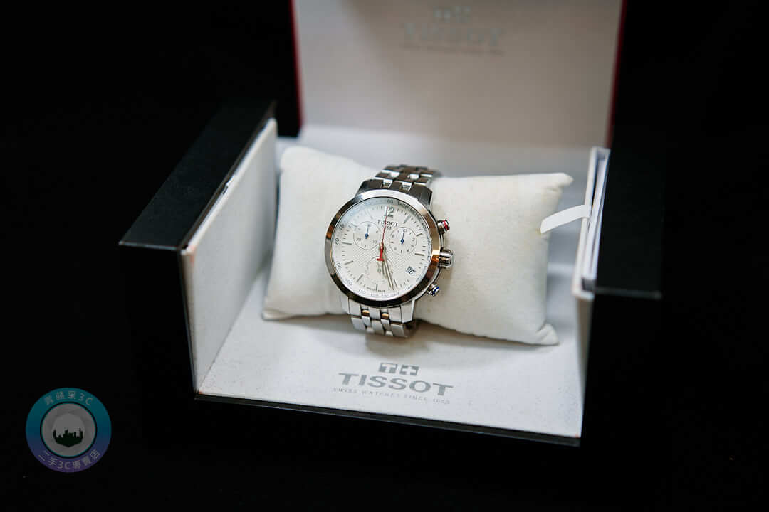 TISSOT 計時手錶實拍｜附原廠盒裝與保卡，適合時尚穿搭回收價佳
